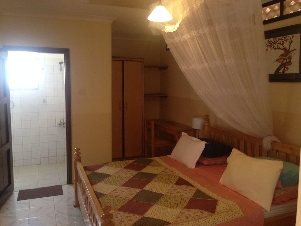 La Feve Beach Bed And Breakfast Hotel Entebbe Zewnętrze zdjęcie